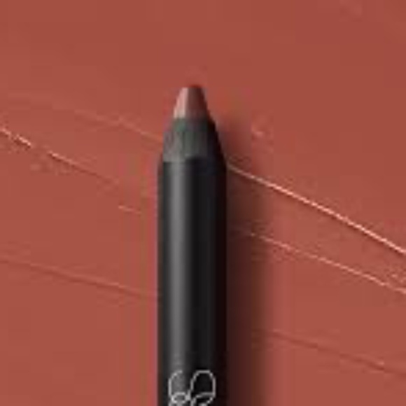 ๐ $24 - DANCE FEVER Nars Velvet Matte Lip Pencil Crayon .06 oz Rare HTF - Picture 13 of 14